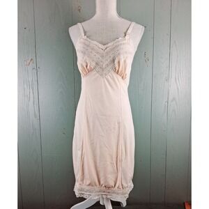 Vintage Gaymode Penneys Slip S 32 Nude Lingerie Fairy Coquette Lace Midi 60s